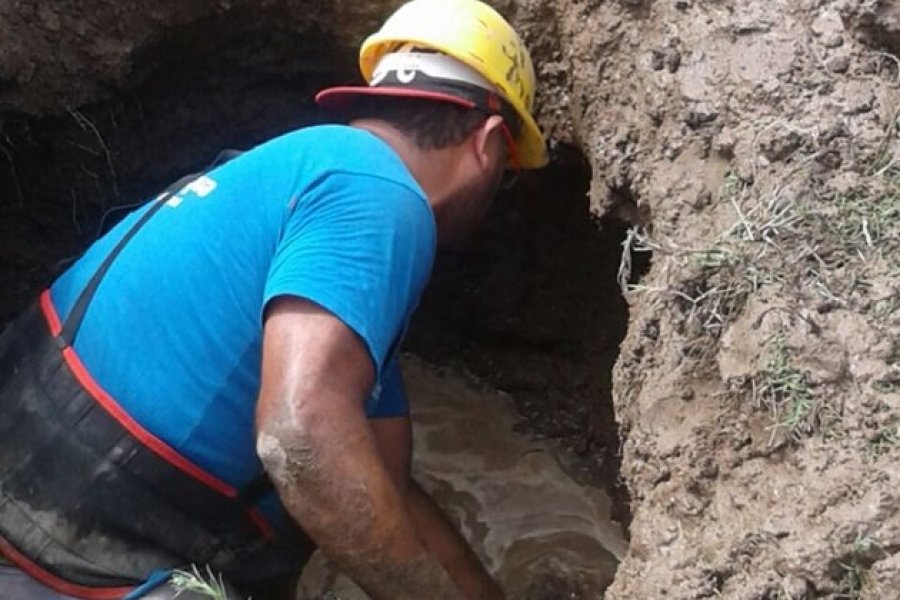 San-Luis-Agua-trabaja-en-el-mantenimiento-de-la-red-de-acueductos-630x426.jpg