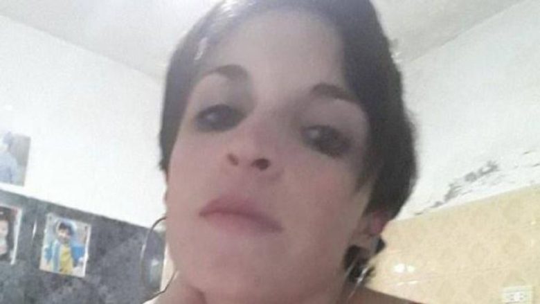 carlaa1_1_crop1547916816384.jpg_1734428432.jpg