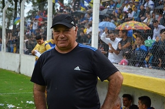 pedro dechat.jpg