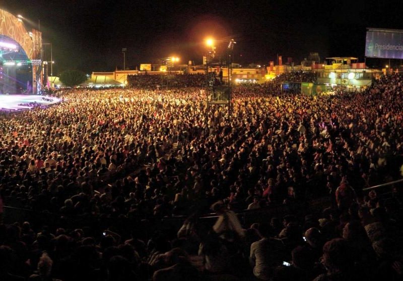 plaza1.jpg