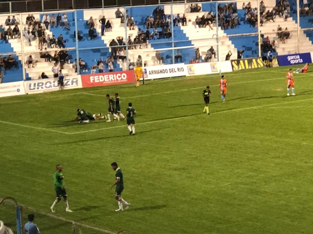 estudiantes foto.jpg