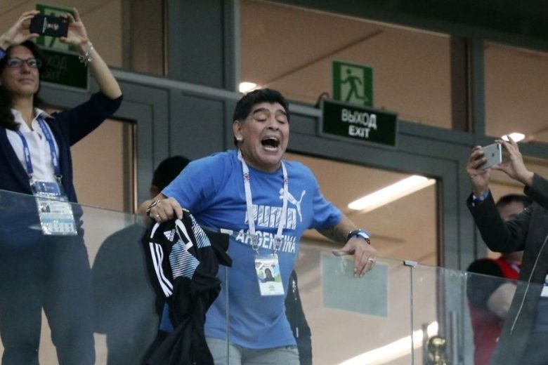maradona-diego_1.jpg_429366282.jpg