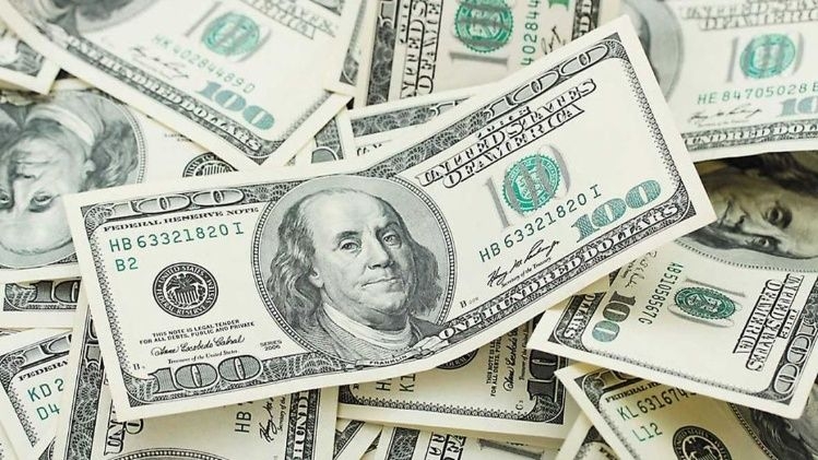 dolar.jpg_1057082476.jpg