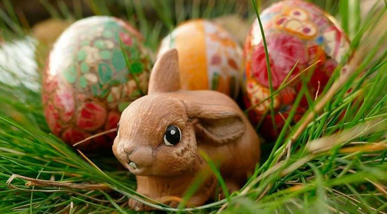 ConejoYHuevosDePascua_PixabayDominioPublico_120417.jpg