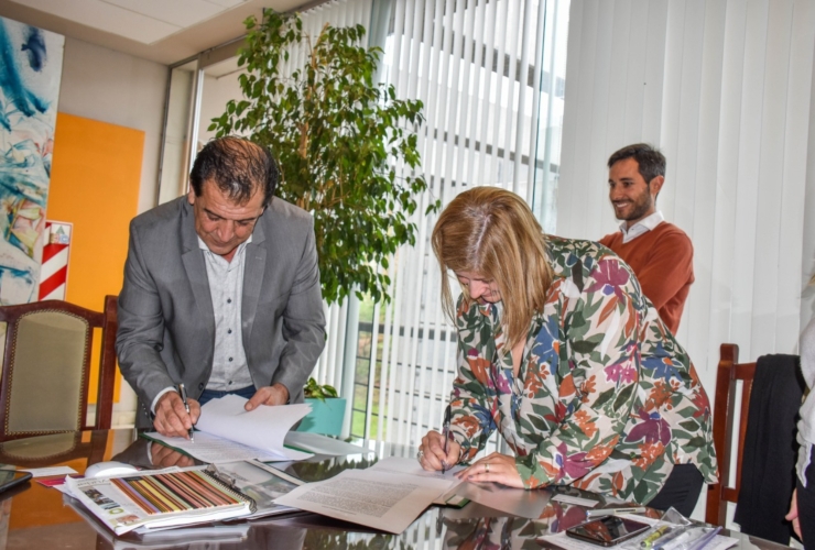 FotoFirma2.jpg