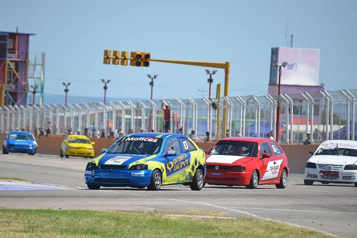 7cae50c4-7386-4544-aa07-1881c2627fa6.jpg
