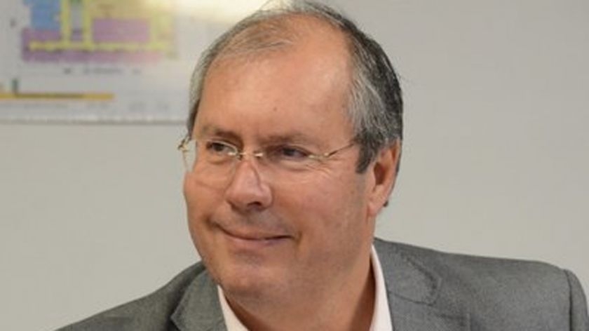 hector-olivares-691615.jpg