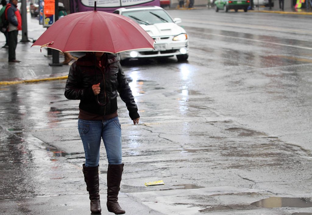 617219_lluvia-frio-nuevo_leon.jpg