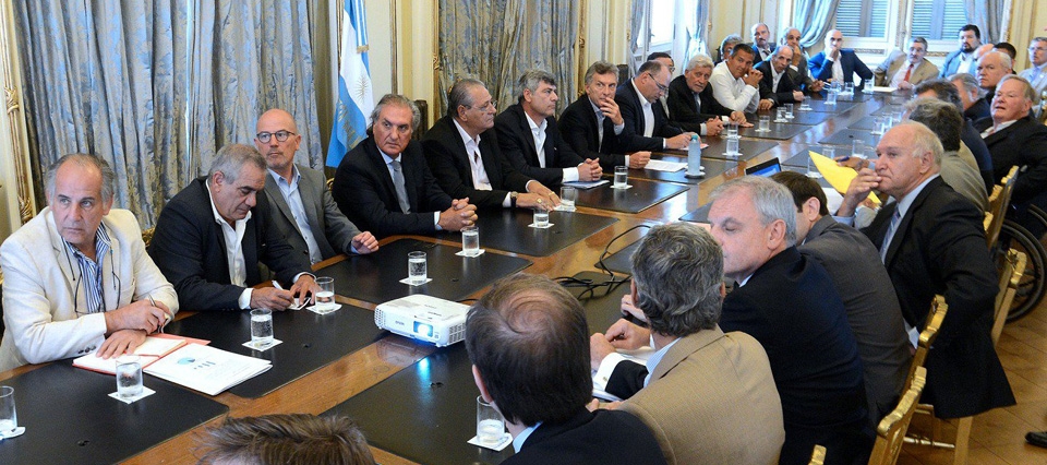 Mesa-de-las-Carnes-con-Macri-960.jpg