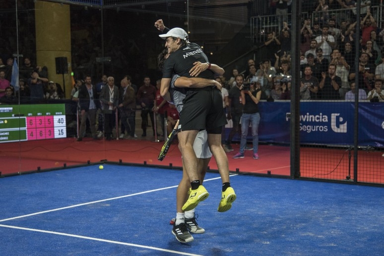 ale-galan-juani-mieres-semifinales-buenos-aires-padel-master-2019-774x517.jpg