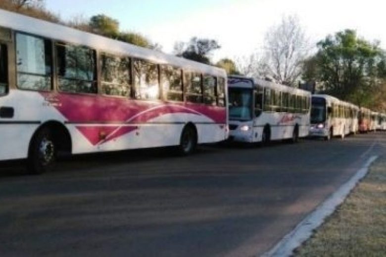 colectivos-en-el-trapiche-630x354-520x245.jpg