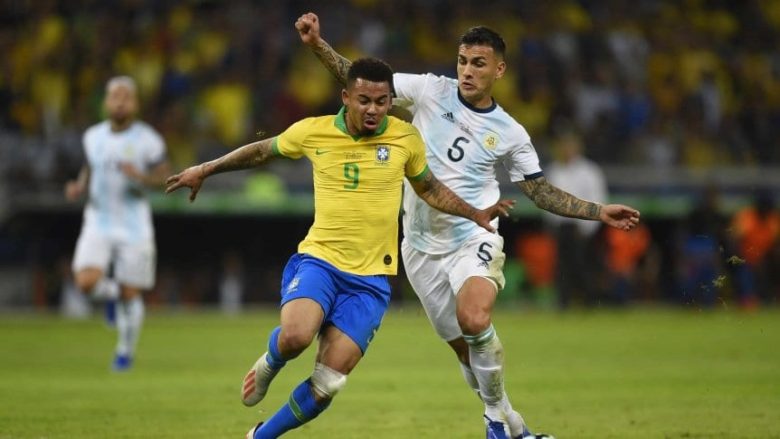 gabriel-jesus-y-paredes_862x485.jpg