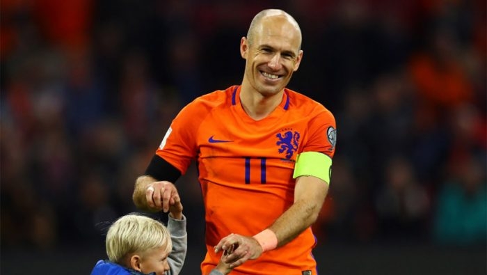 robben3-700x395.jpg