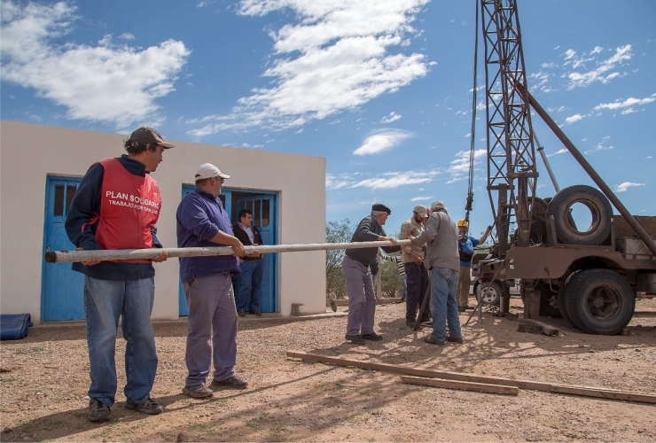 Personal-de-San-Luis-Agua-trabajando-en-Perforaciones.jpg