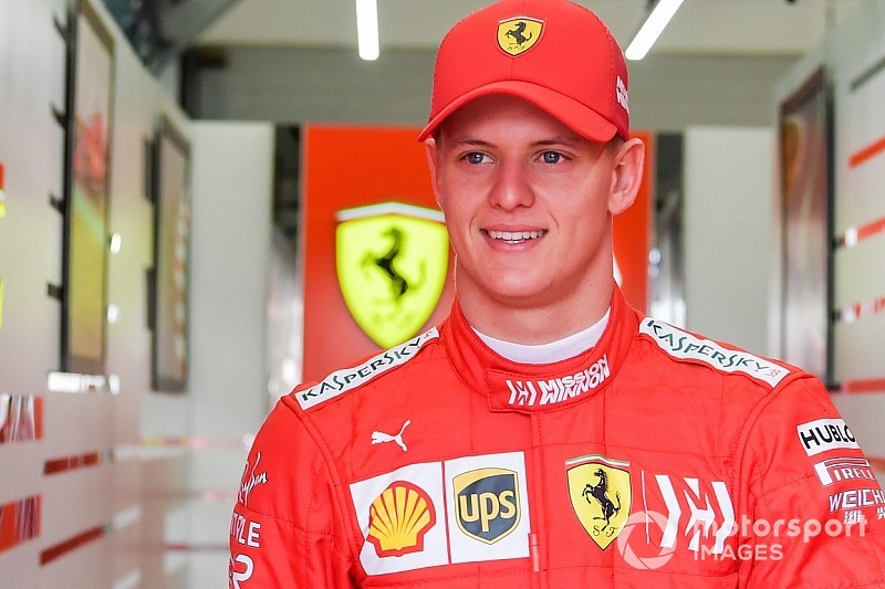 mick-schumacher-ferrari-1.jpg