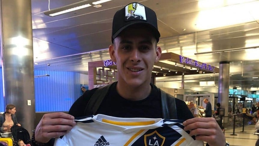 cristian-pavon-camiseta-de-los-angeles-galaxy_862x485.jpg