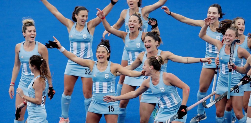 las-leonas-celebran-el-pase___z6MpxHx7N_1256x620__1.jpg