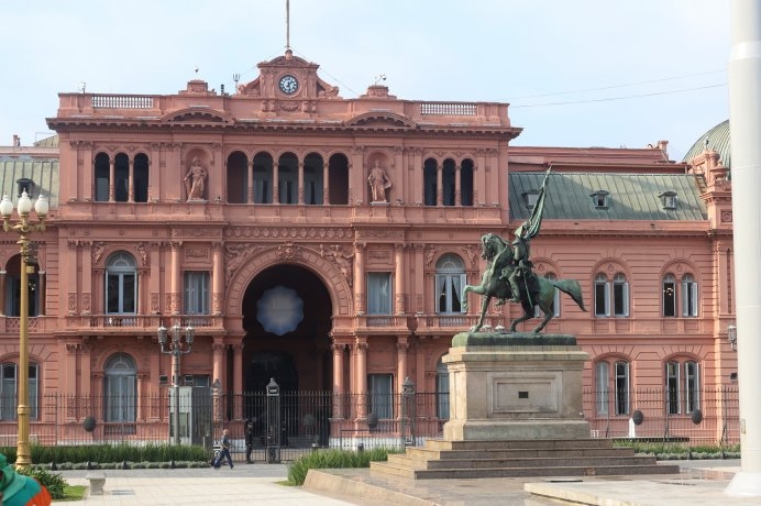 casa rosada.jpg