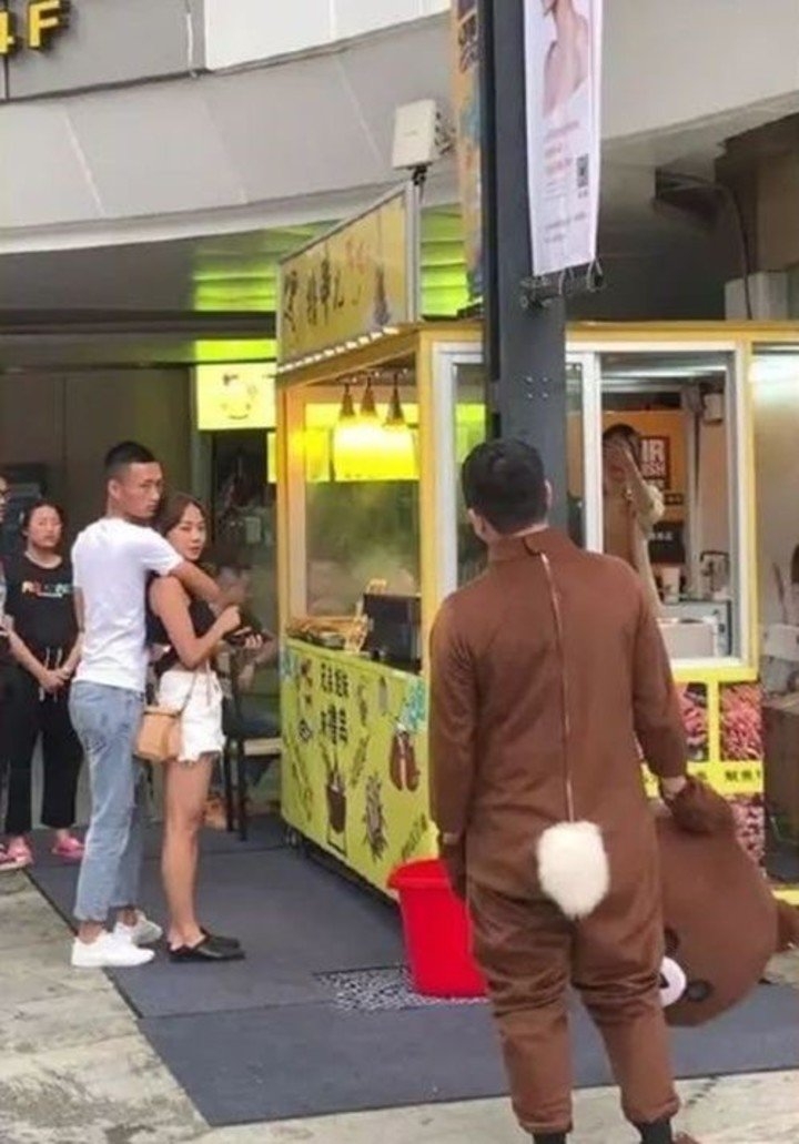 el-hombre-disfrazado-de-oso___omBxVTJuo_720x0__1.jpg