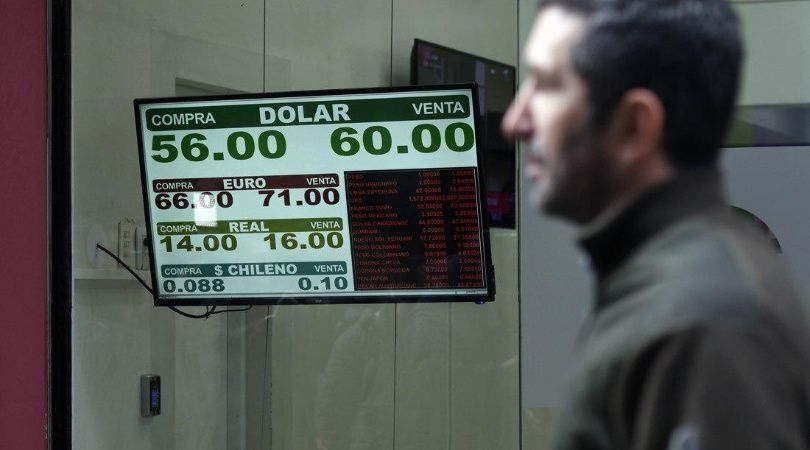 dolar60_1.jpg_1956802537.jpg