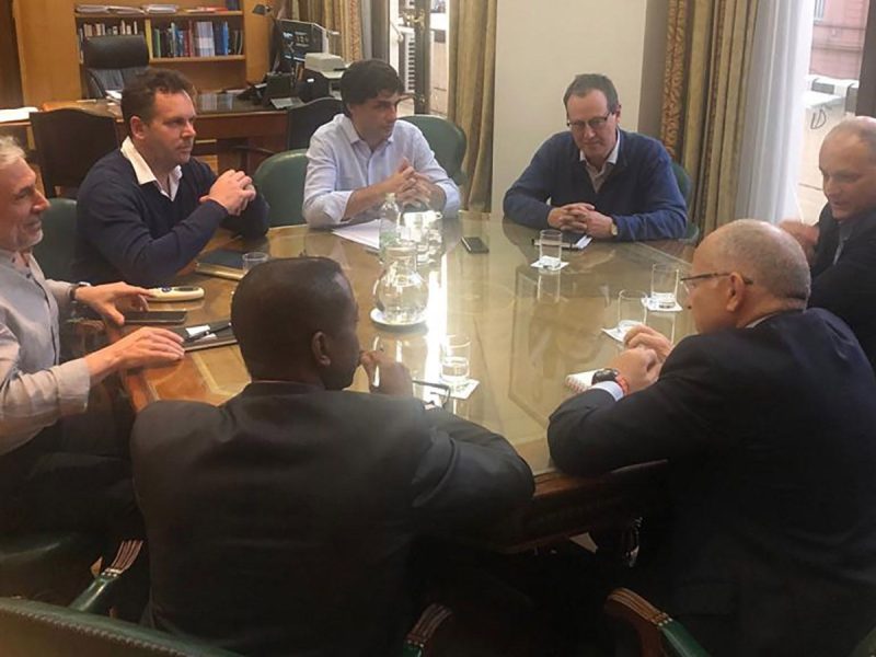 el-fmi-se-reunira-hoy-para-tratar-la-crisis-argentina-mientras-espera-la-propuesta-para-renegociar-el-programa-1.jpg