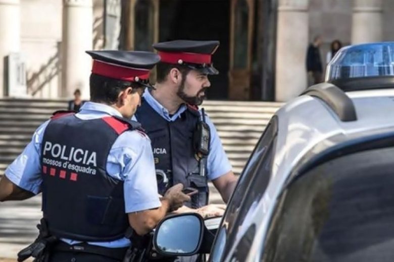mossos_portadaa.jpg_1956802537.jpg