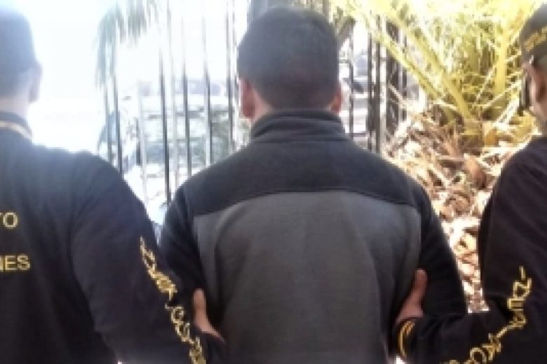 POLICIIALES.JPG