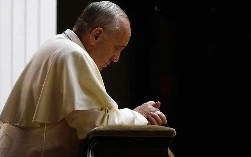 FranciscoOracion_VaticanMedia_30072019.jpg
