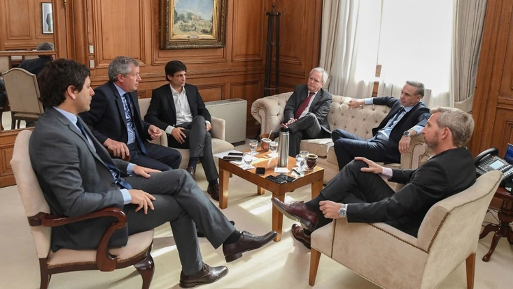 reunión de gabinete.jpg