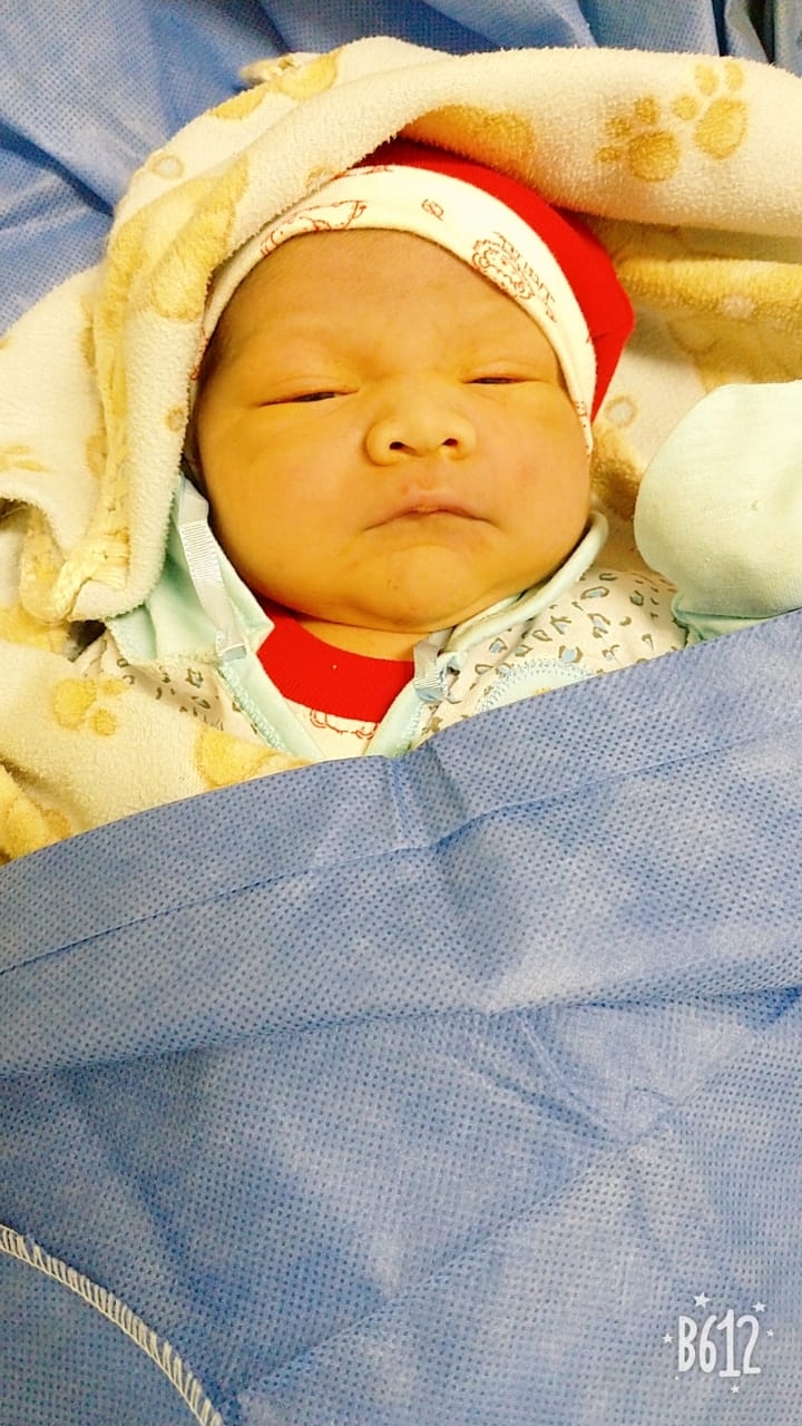 BEBE DE 4 KILOS.jpg