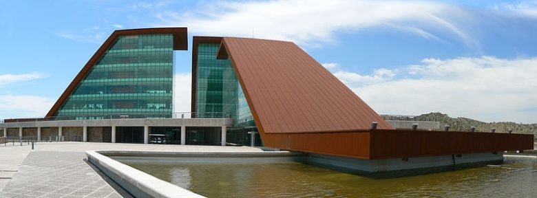 800px-Terrazas_del_Portezuelo.jpg