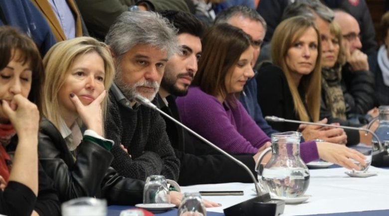 congreso_emergencia_1.jpg_1956802537.jpg