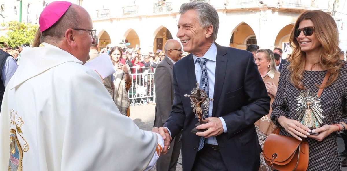 el-presidente-mauricio-macri-junto___fxh8AAggt_1256x620__1.jpg