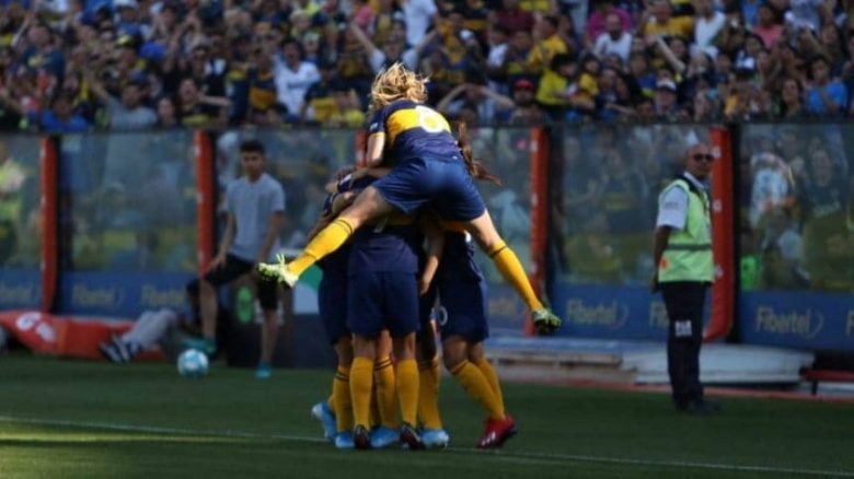 boca-goleo-5-0-en-el-primer-superclasico-profesionam_862x485.jpg