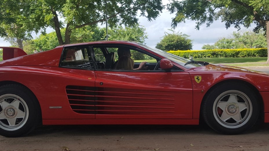 ferrari2.jpg