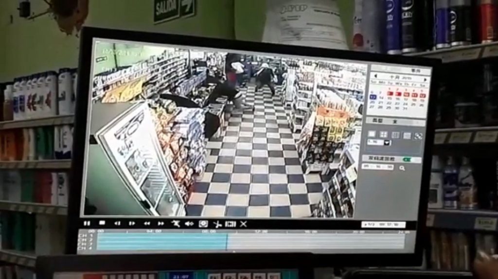 0037061407.jpg