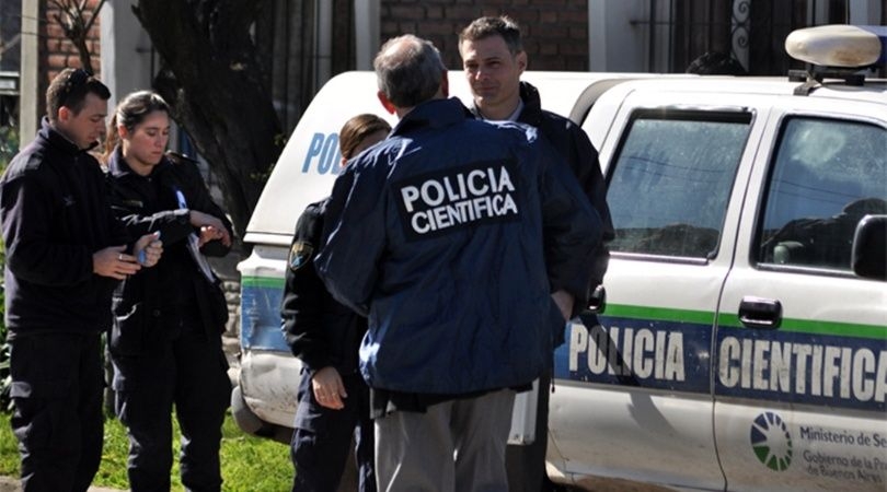policia_necochea_1.jpg_1956802537.jpg