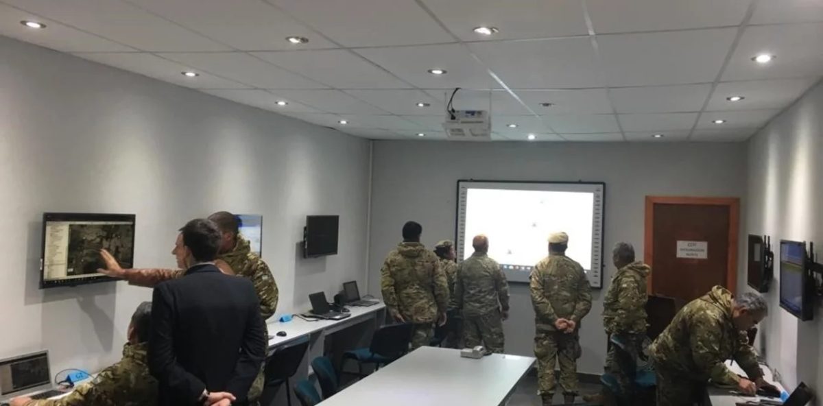 militares.jpg