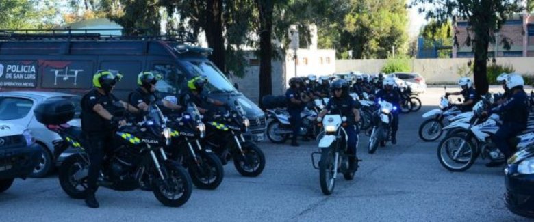 polis.JPG