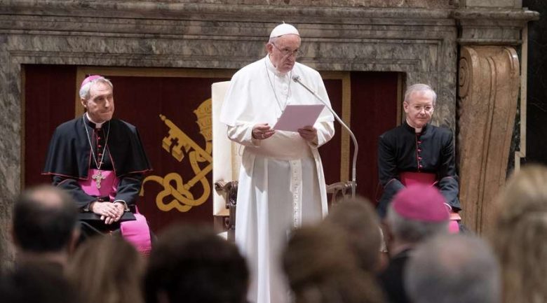 PapaFrancisco_SalaClementina_27sep2019_VaticanMedia.jpg
