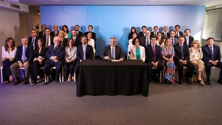gabinete-alberto_3.jpg_429366282.jpg