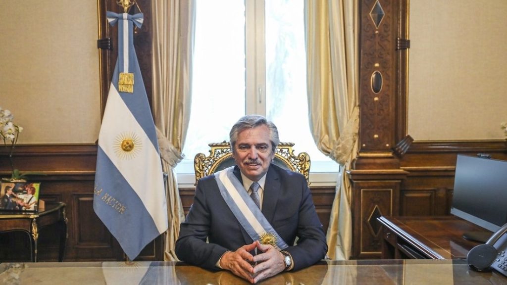 fernandez-presidnete_1.jpg_429366282.jpg