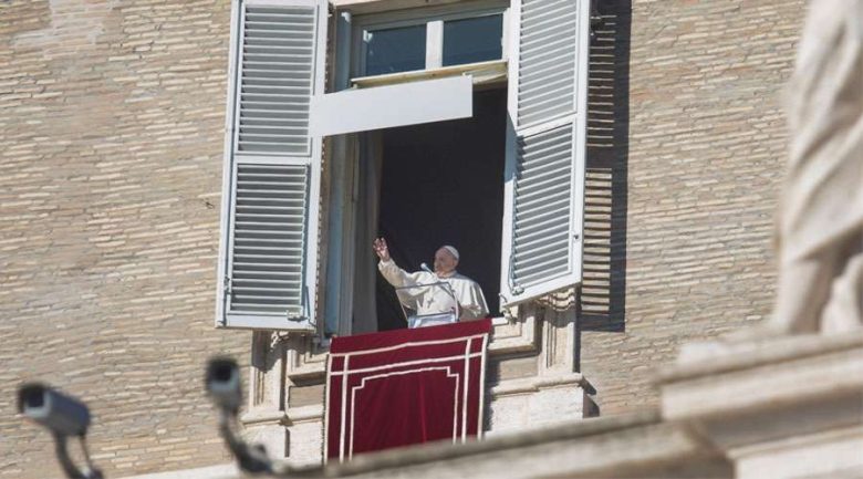 Papa-Francisco-Angelus-Santa-Maria-Daniel-Ibanez-01012020.jpg