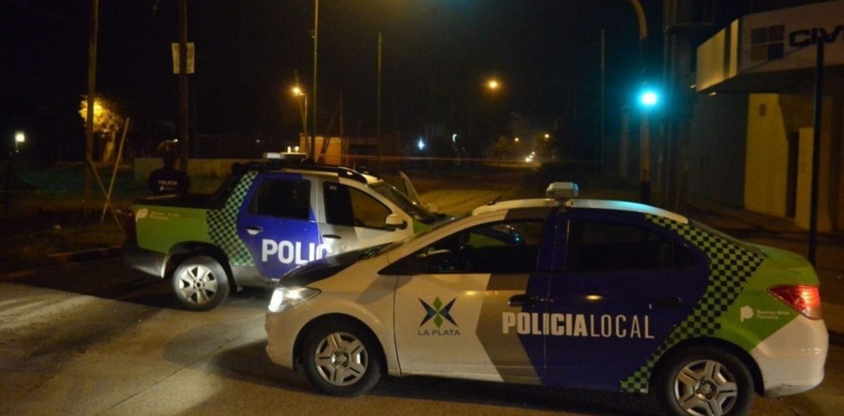 una-familia-aparecio-muerta-dentro___1MZCr5Jq_1256x620__1.jpg