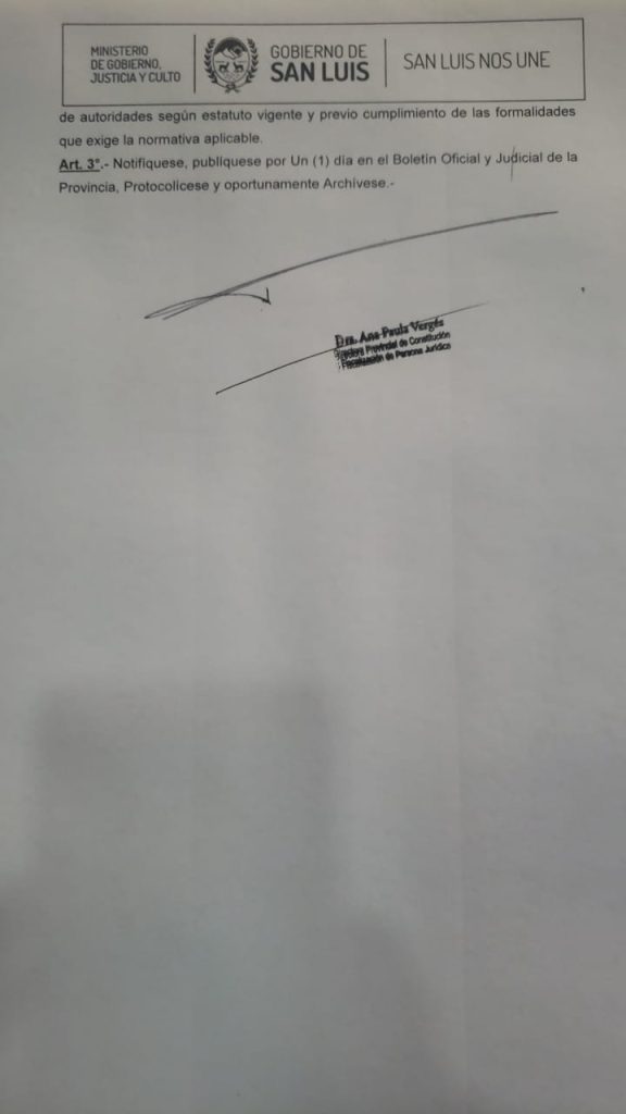 b2fcad48-f3e5-4b83-b8bc-5800792d7a9d.jpg