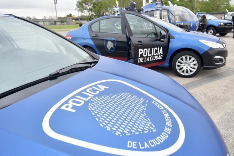 policia-20ciudad-20credito-20luciano-20thieberger-.jpg