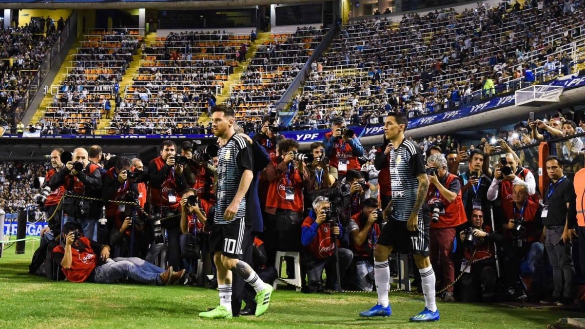 argentina-messi-bombonera_1440x810.jpg