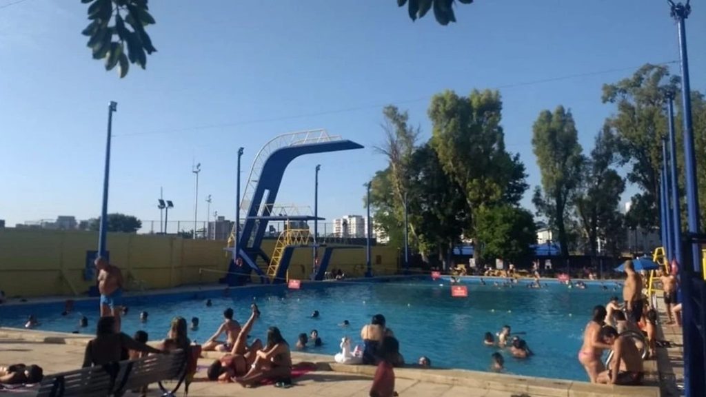 pileta_bj.jpg_429366282.jpg