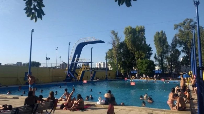 pileta_bj.jpg_429366282.jpg