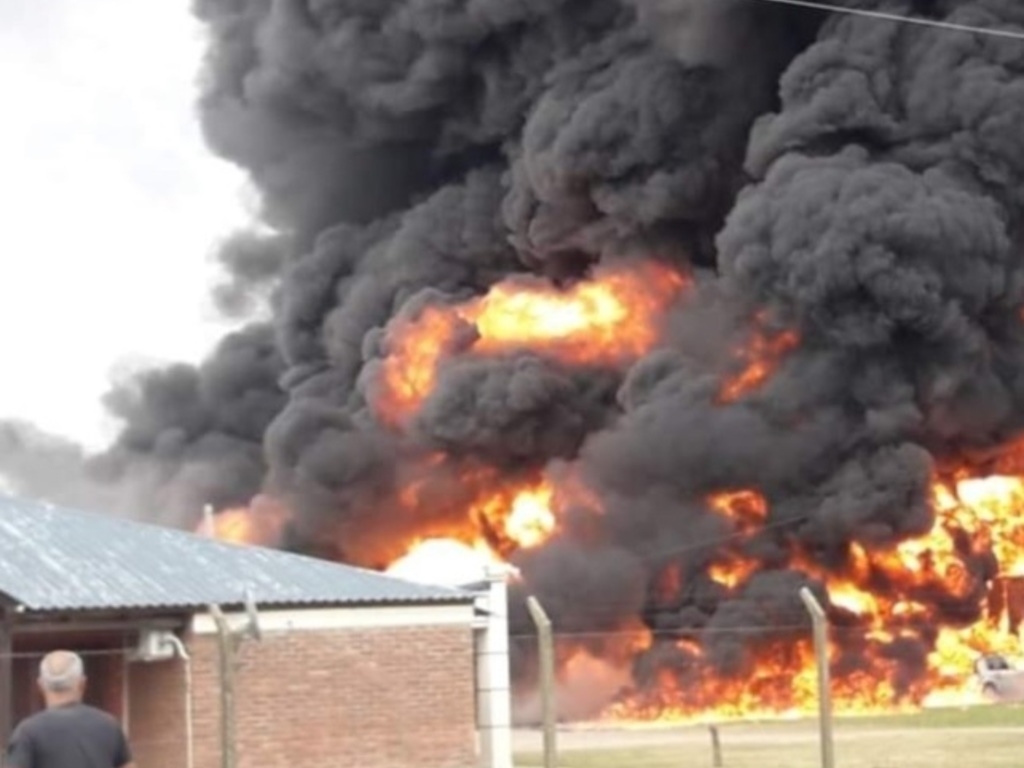 1581001169243incendio santa fe.jpg